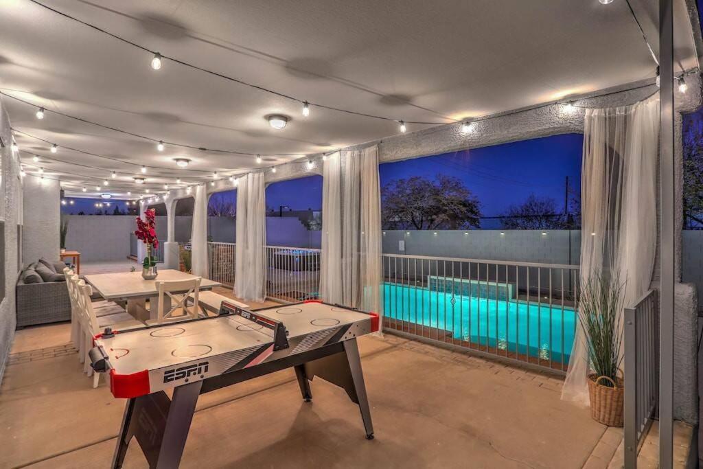 Cozy Desert Retreat - Pool, Spa, Views Henderson Exterior foto