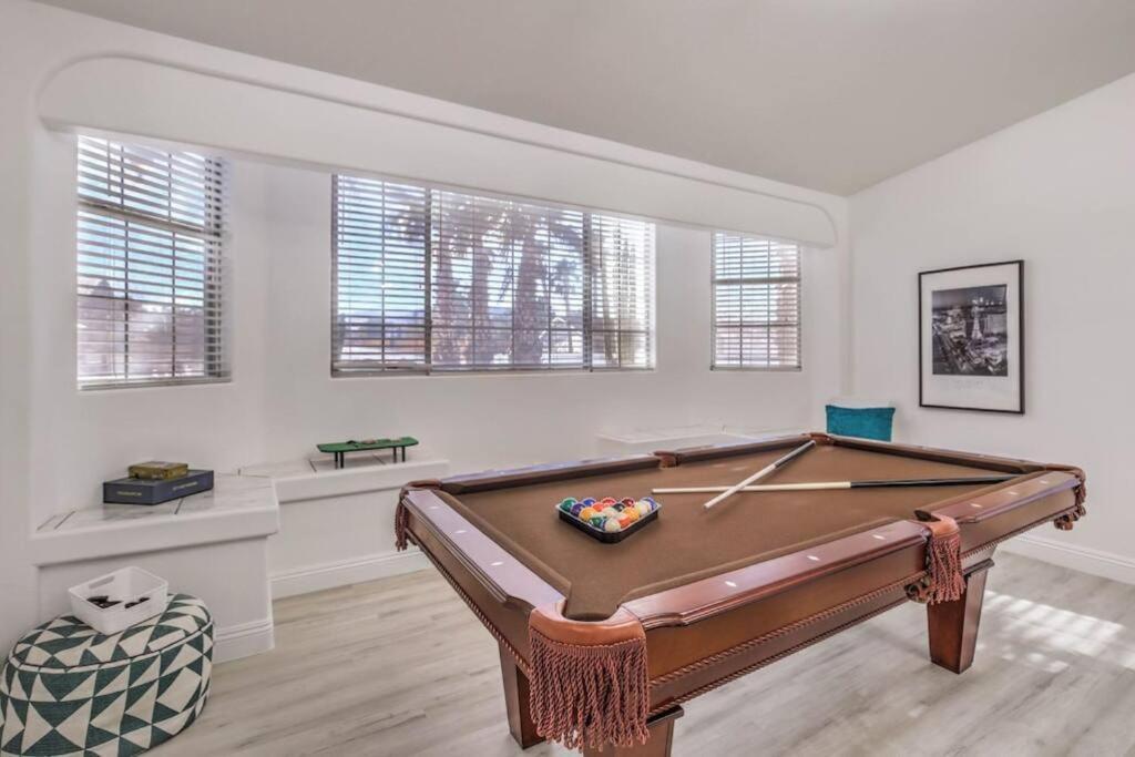 Cozy Desert Retreat - Pool, Spa, Views Henderson Exterior foto